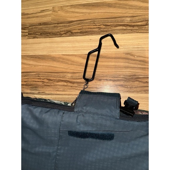 VTG Atlantic Suitcase Tapestry Green Floral Wheeled Rolling Wardrobe Rare USA - Picture 10 of 16